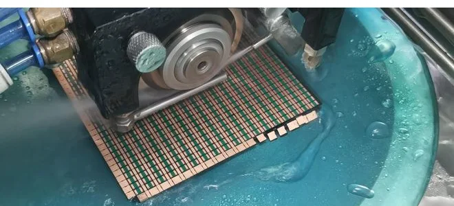 集成电路芯片切割新趋势：
成行业首选