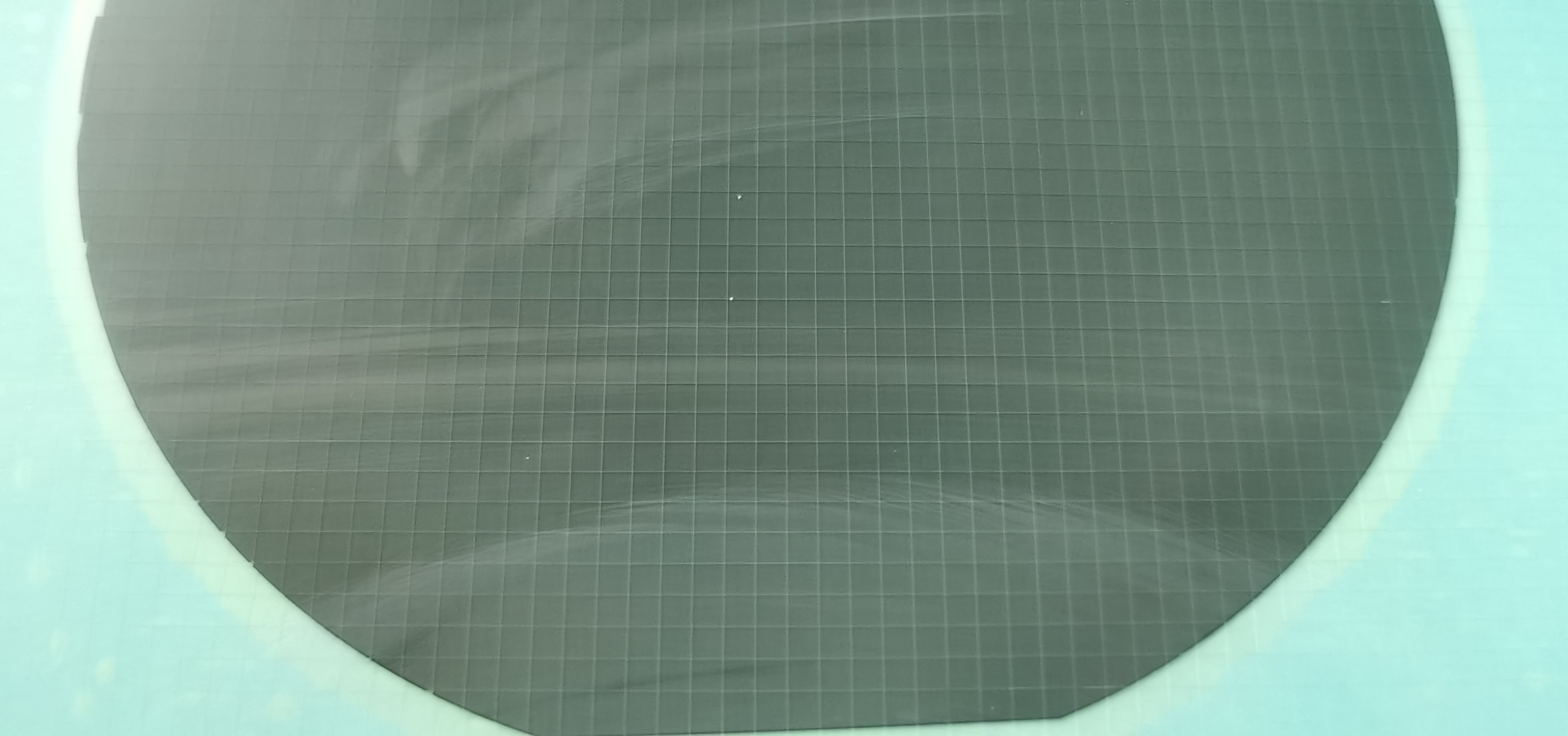 硅片划片机破解硬脆材料崩边难题，助力半导体器件封装降本增效